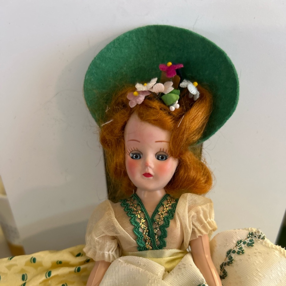 Vtg Hard plastic Irish collectible doll